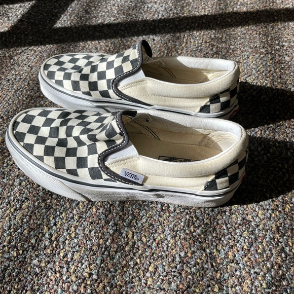 Women’s Checkerboard Vans - Picture 1 of 5